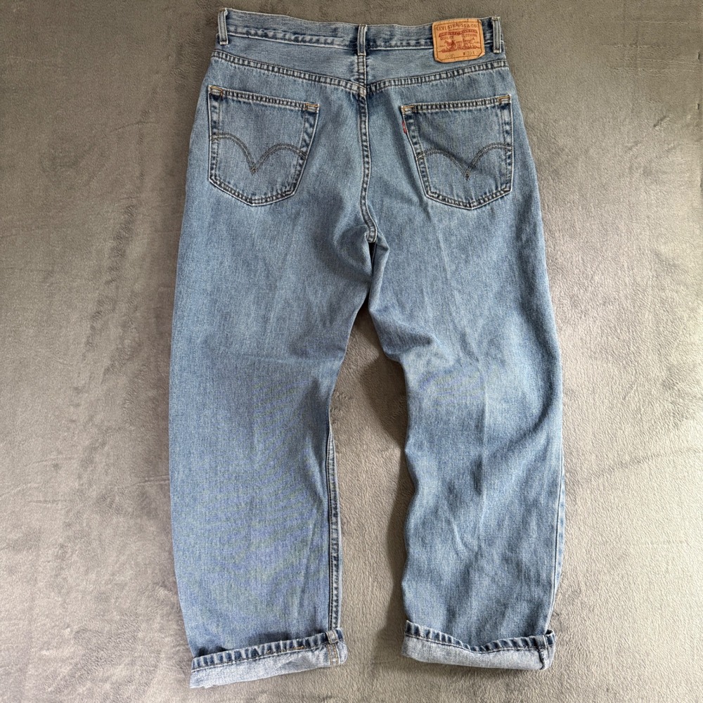 Levi's Men's Relaxed Jeans - Light Blue Denim
